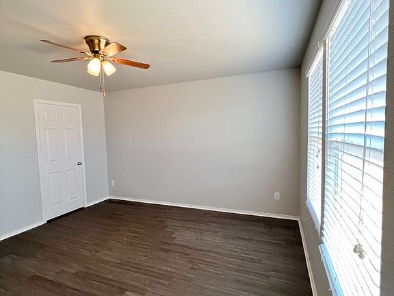 4th image of 5825 Mountain Bluff Dr