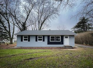 1242 Coan St, Burns Harbor, IN 46304