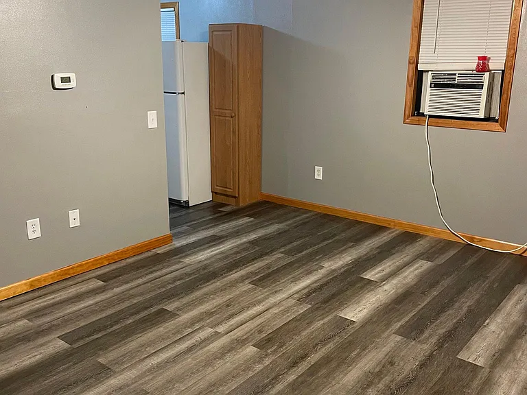 3417 Richard St — Photo 10