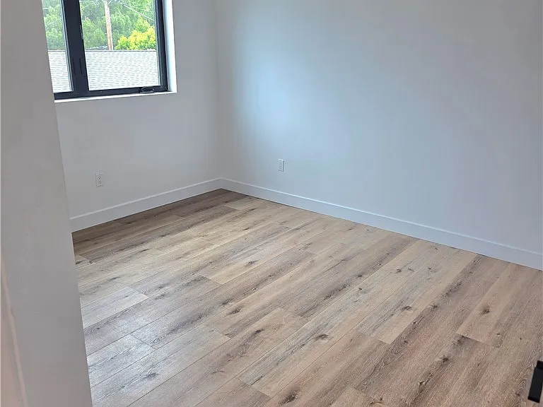 6128 Hazeltine — Photo 8