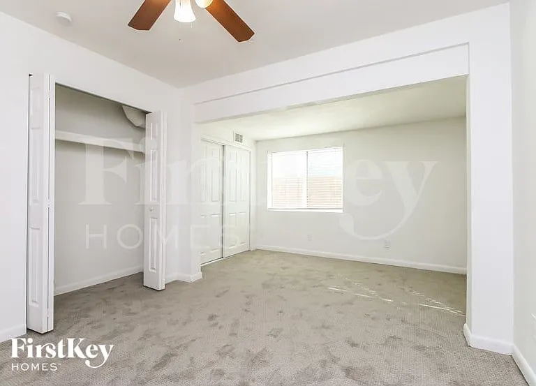 9321 E Dallas St — Photo 10