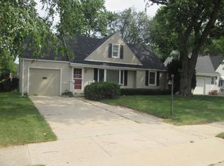 226 E Hosmer St, Loves Park, IL 61111