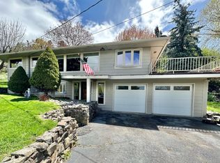 837 Lakeshore Dr, Klamath Falls, OR 97601