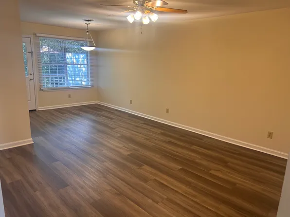 633 Village Green Dr NW, Cleveland, TN 37312