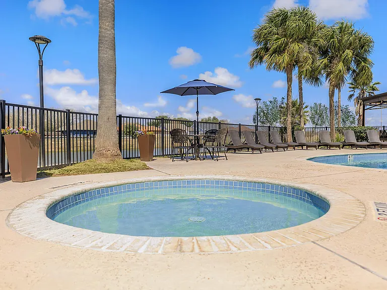 Contigo Apartments — Photo 19