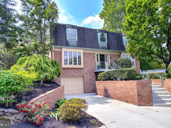 812 S Stafford St, Arlington, VA 22204