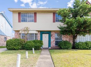 7123 S Gessner Dr, Houston, TX 77036