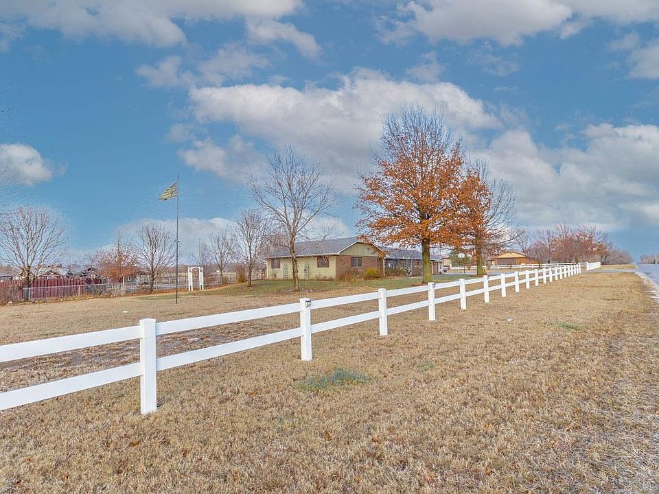 2826 E Vine Ave, Parkerfield, KS 67005 Zillow