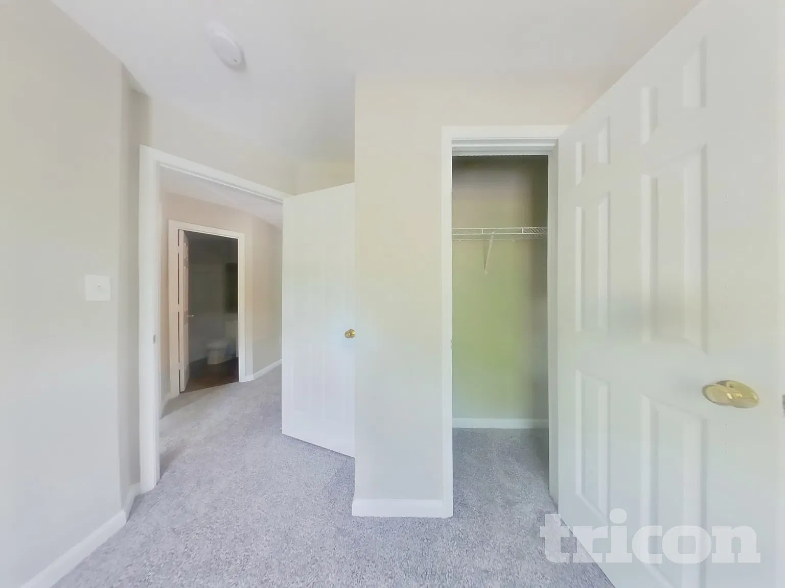 8271 Knighthood Place White Plains MD — Photo 3