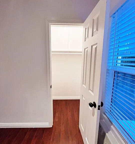 14744 Magnolia Blvd — Photo 16