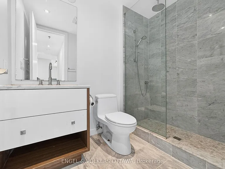 300 Lisgar St #1210 — Photo 18