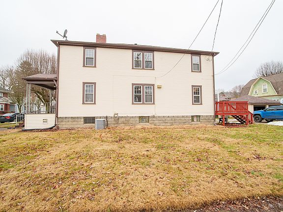 Side view (neighboring unit 24)