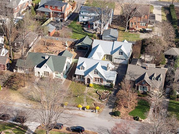 4th image of 214 Lauderdale Rd