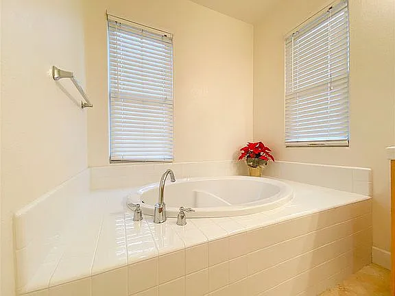 2057 De Anza Ln — Photo 10