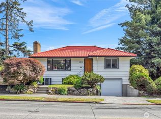 4619 SW Genesee St, Seattle, WA 98116