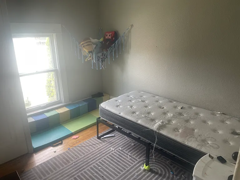 2120 Harriet Ave #3 — Photo 5