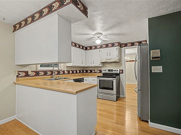 5th image of 160 Caraway Dr