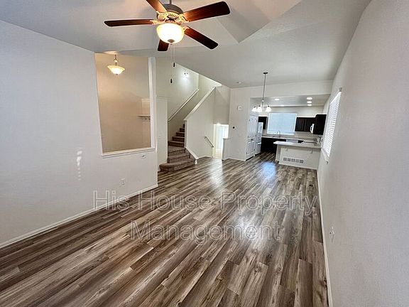 3rd image of 306 Shadowbrook Dr