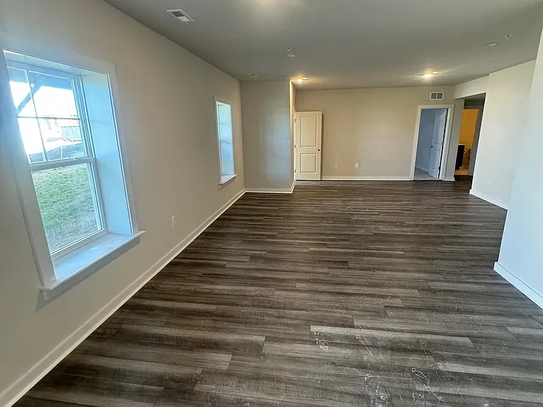 6922 Fountain Park Dr — Photo 17