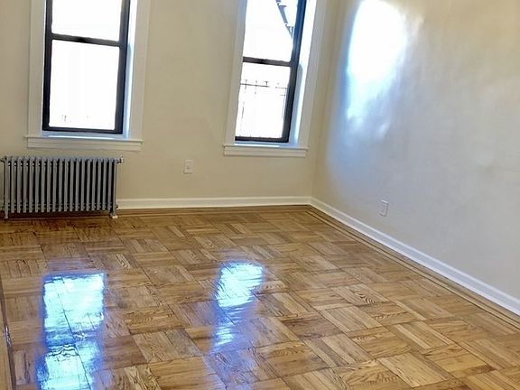 5th image of 4414 47th Ave APT C2