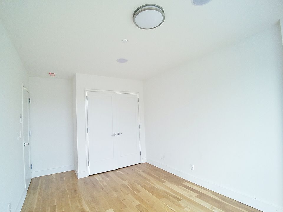 2nd image of 27 Van Buren St #3F