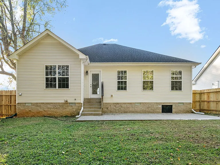 2845 Teakwood Dr — Photo 34