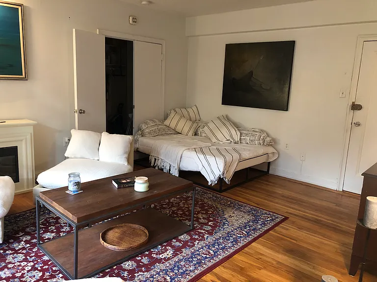 3051 Idaho Ave NW — Photo 6