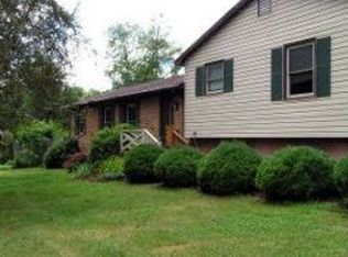 8 Whitmore St, Lexington, VA 24450