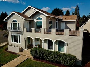 12673 SW Terraview Dr, Tigard, OR 97224