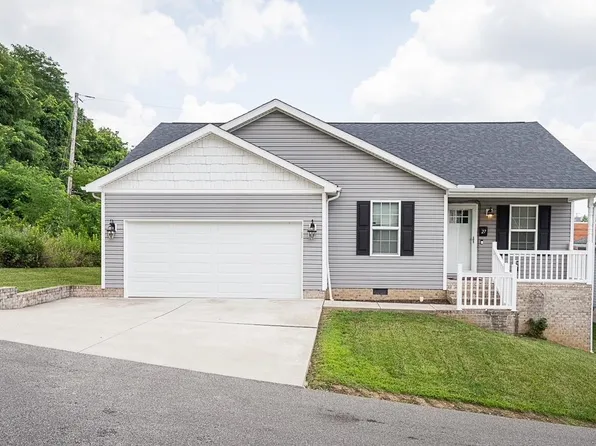 27 Platinum Dr, Chesapeake, OH 45619