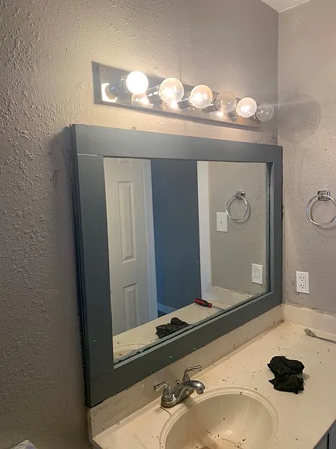 3 bed, 924 sqft, $1,100 — Photo 3