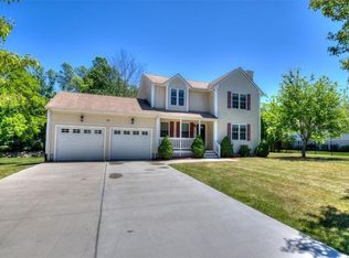 24 Capri Dr, Johnston, RI 02919
