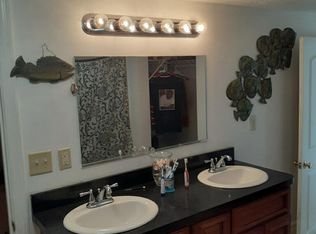 250 Killian Rd, Akron, OH 44319