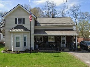 23 Chestnut St, Springville, NY 14141