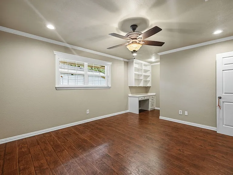 2231 Shadywood Ct — Photo 23