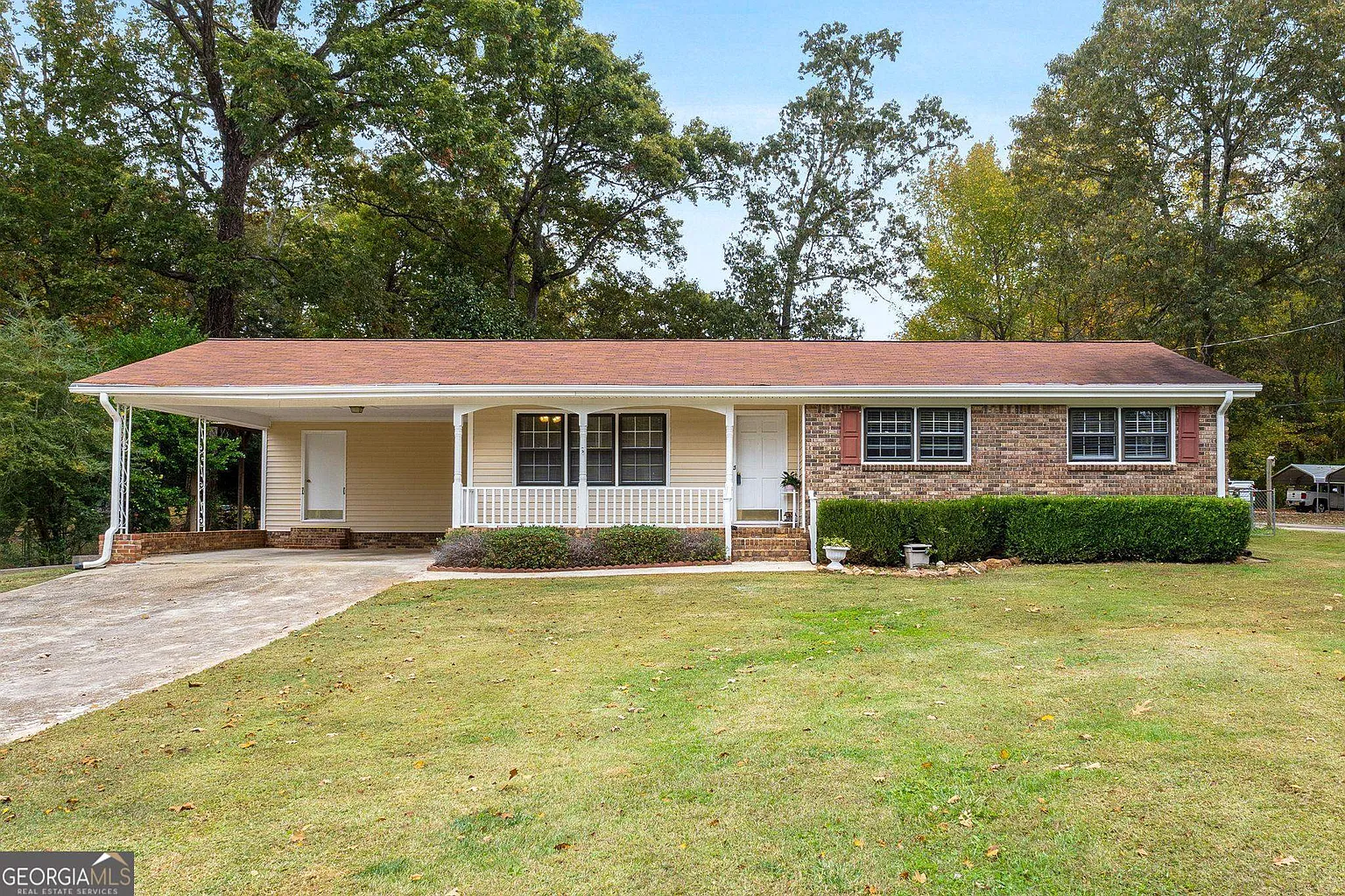 90 Wellington Dr photo 1