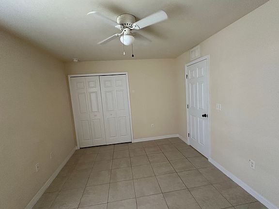 5th image of 1046 SE 11th Ter