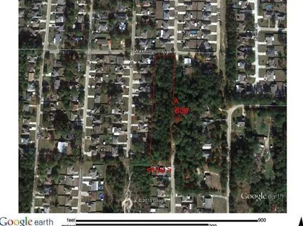 10 Saint, Covington, LA 70433