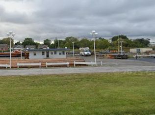 1700 N Main St, Crown Pt, IN 46307