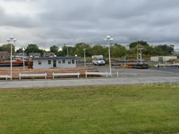 1700 N Main St, Crown Pt, IN 46307