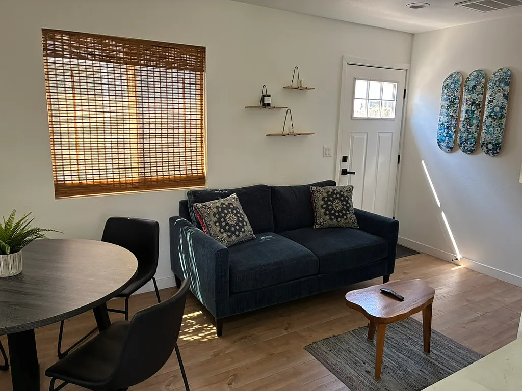 2 bed, 500 sqft, $2,800 — Photo 4