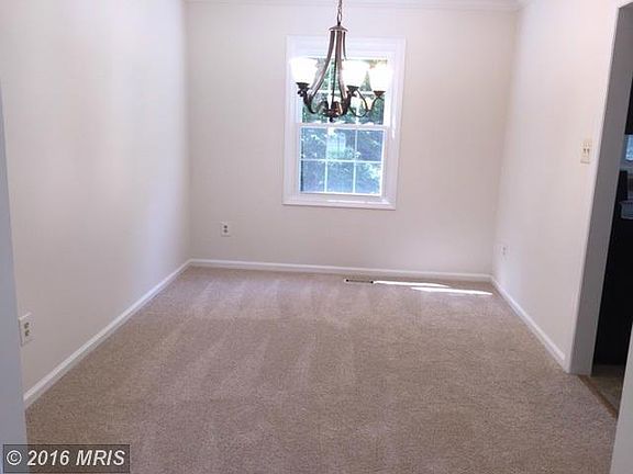 3rd image of 7787 Beadfield Ct