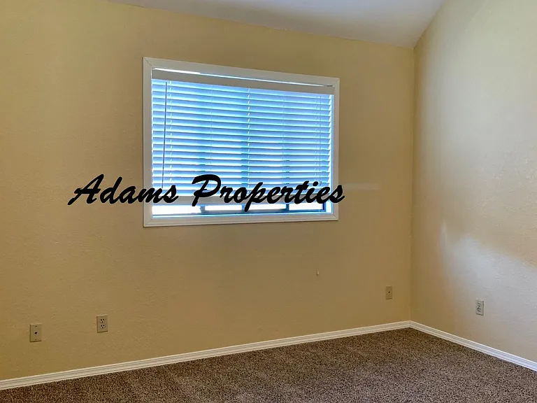 220 Israel Rd SW — Photo 13