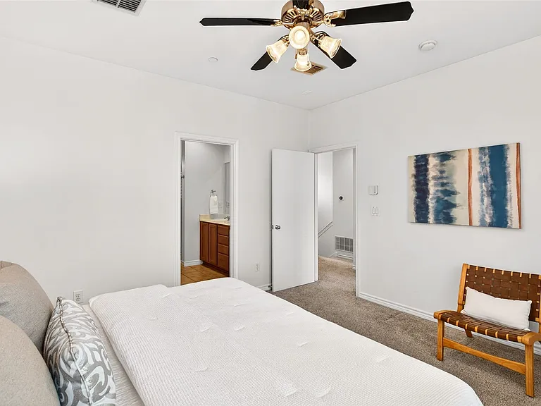 4050 McKinney Ave #12 — Photo 20