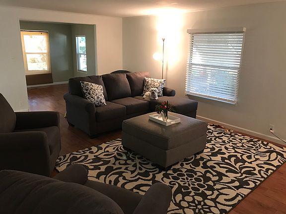 2nd image of 1017 Thrush Cir