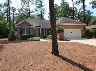 75 Lost Tree Rd, Pinehurst, NC 28374