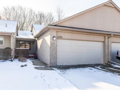 23596 Suttons Bay Dr, Clinton Township, MI, 48036