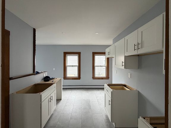 3rd image of 117 Merrymount Rd