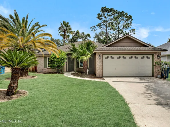 1749 CHANDELIER Circle E, Jacksonville, FL 32225