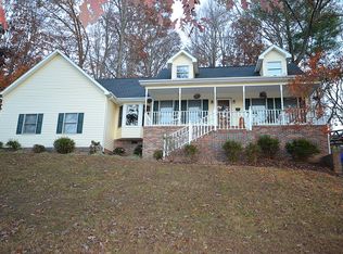 802 Chestnut Ave, Erwin, TN 37650